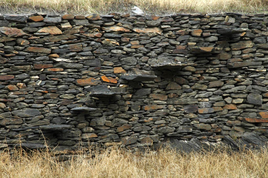 Cuestión de Habitar: La Arquitectura Popular desde su Definición / Ana Asensio